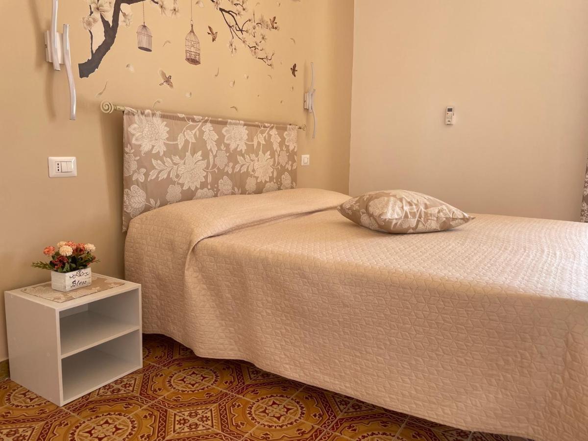 Filippo E Andrea Accomodation Тропея Экстерьер фото